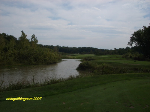 Par 3 sixth hole