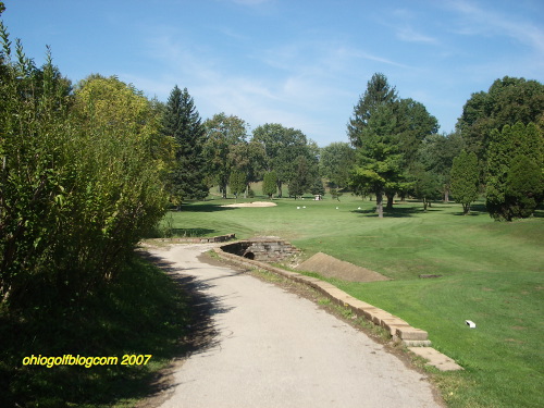 Bridgeview’s par 3 sixth hole