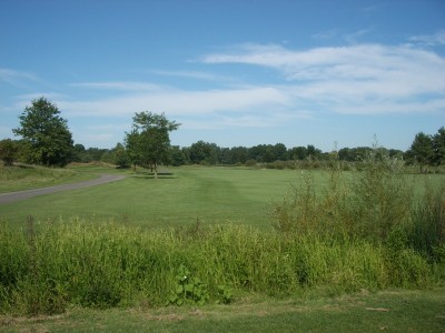 Approach shot to the par 5 first hole at Royal American